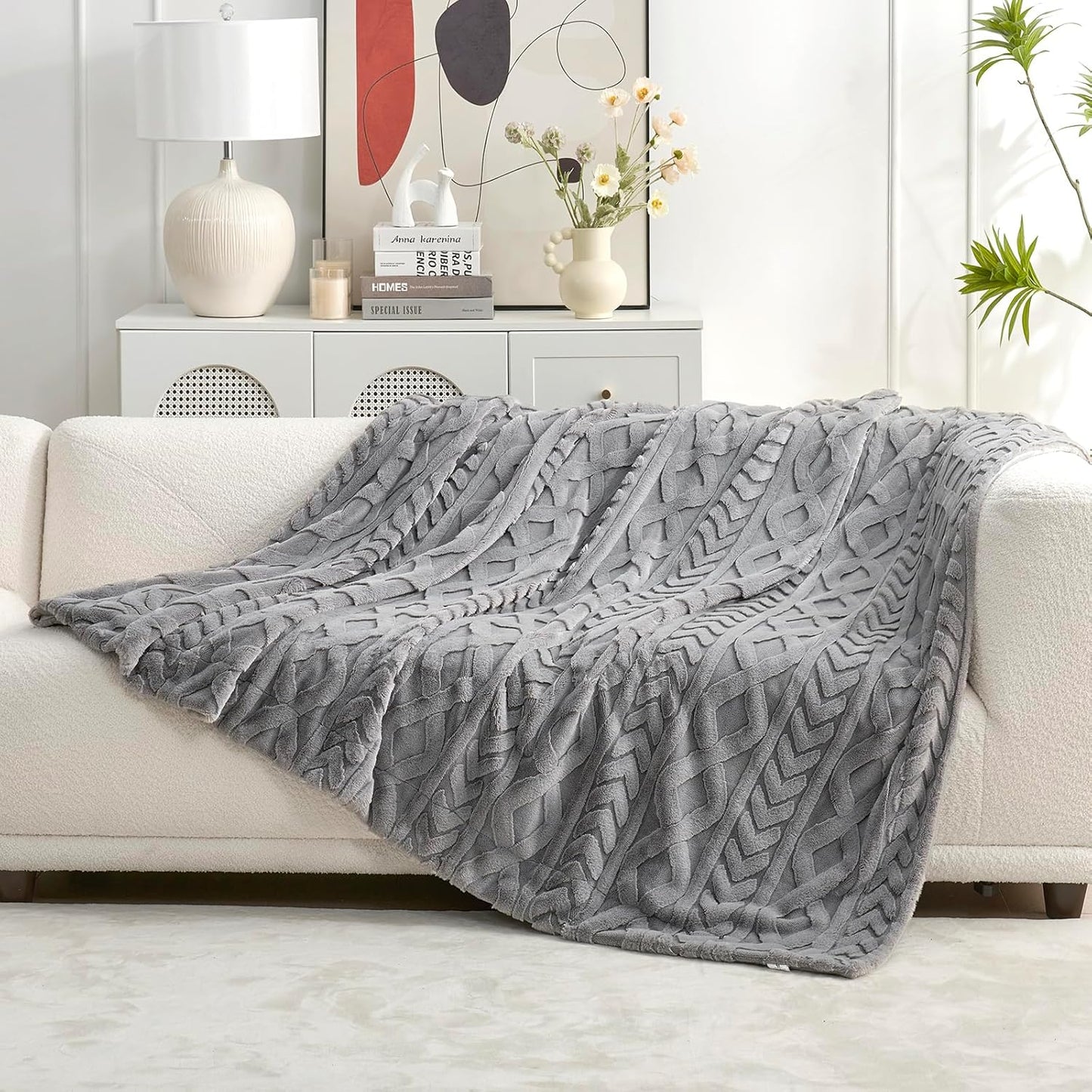 Faux Fur Throw Blanket for Couch, Jacquard Fuzzy Plush Soft Thick Winter Throw Blanket for Sofa Bed Living Room Bedroom,50"X60" Beige