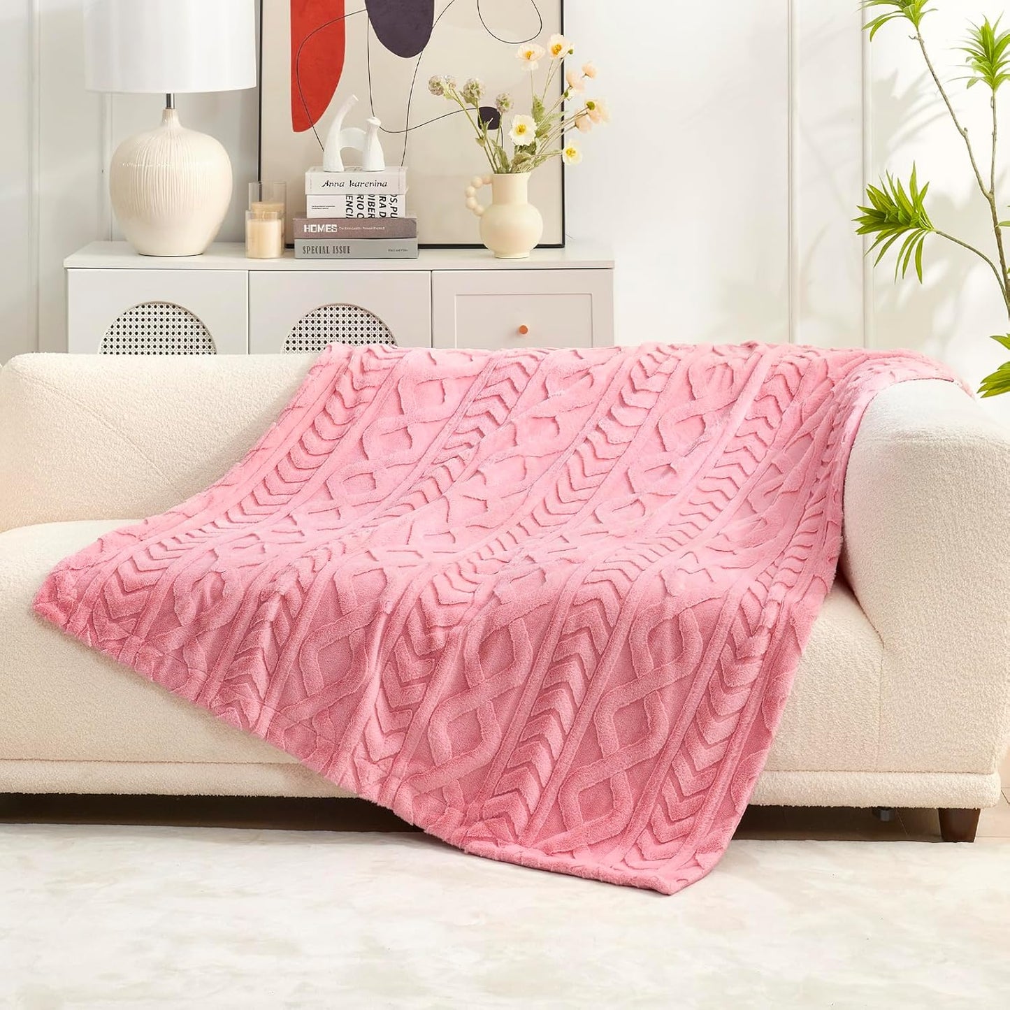 Faux Fur Throw Blanket for Couch, Jacquard Fuzzy Plush Soft Thick Winter Throw Blanket for Sofa Bed Living Room Bedroom，50"X60" Beige